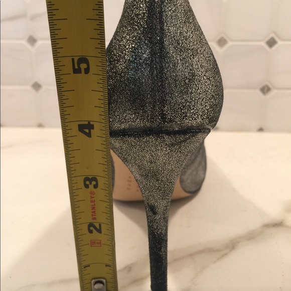 White House Black Market Olivia Pumps - Picture 6 of 6